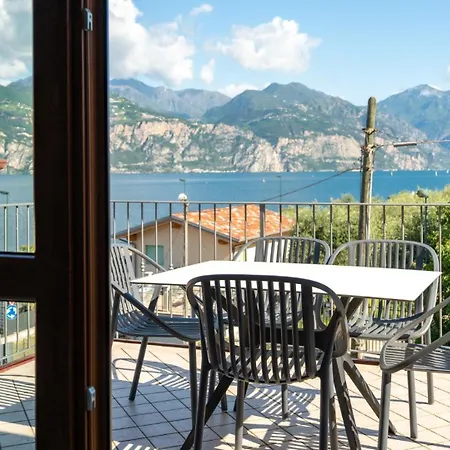 June Stay Lake Garda-3